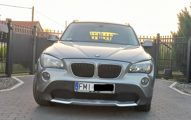 BMW X1 cena 33900 przebieg: 307000, rok produkcji 2011 z Międzyrzecz małe 232